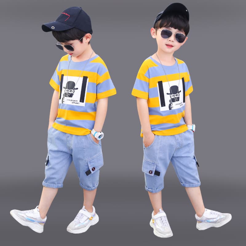 Boys Summer Outfit Set 2026 New Fashionable Summer Style for Middle and Older Children Short Sleeve Cool Trendy