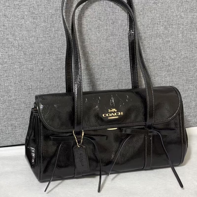 Coach's new C-family women's bag Birdget bowling handheld tote bag shoulder armpit bag bow baguette bag