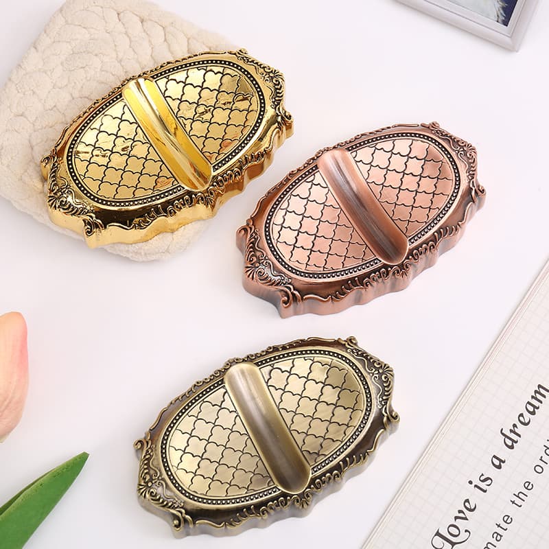 European style colorful carved metal needle picker, retro strong magnetic needle picker, cross stitch sewing, handmade magnetic needle picker
