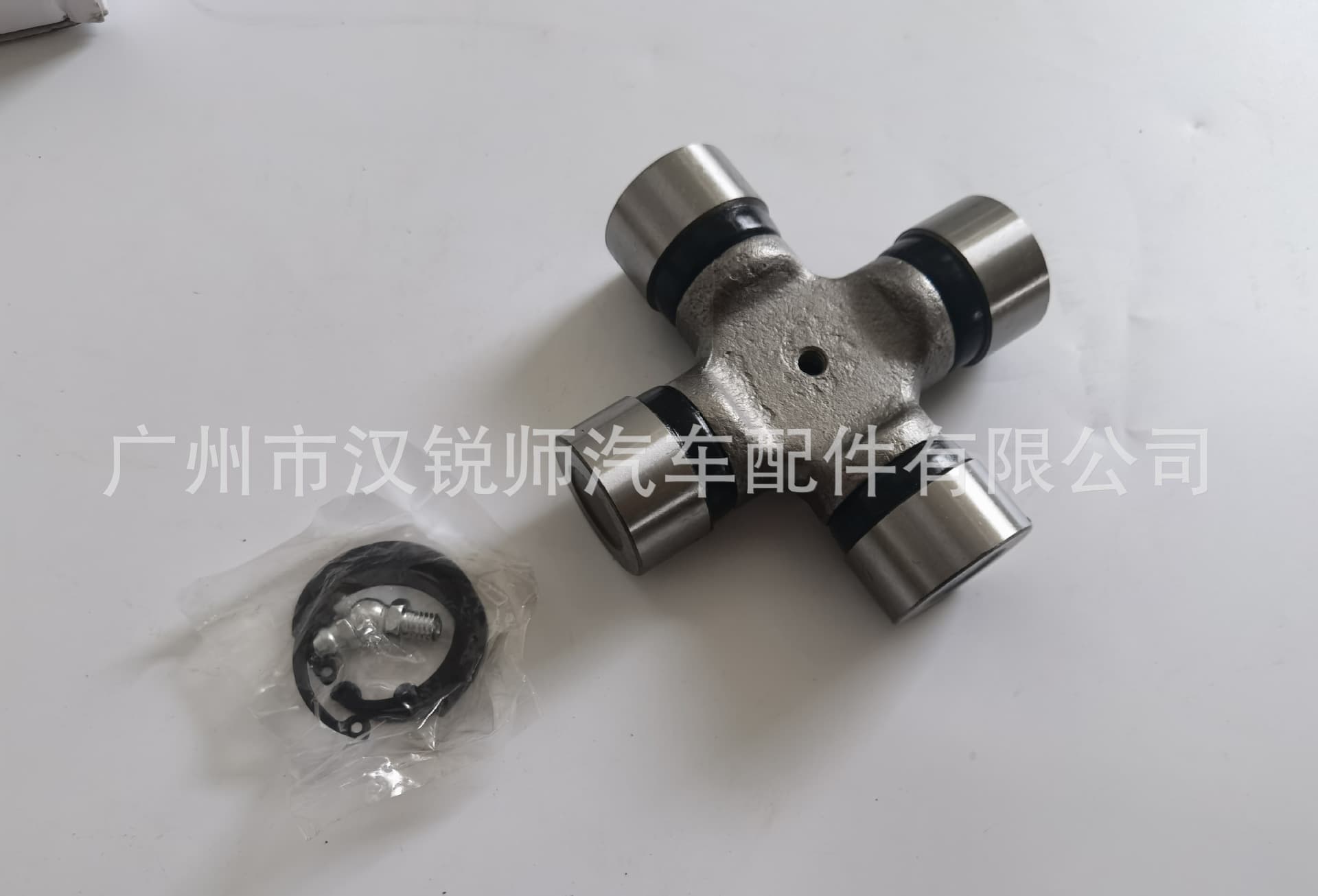 MK996631 Compatible with Mitsubishi CANTER FUSO Canter 4D33 4D34 Light Truck Drive Shaft Cross Joint Universal Joint