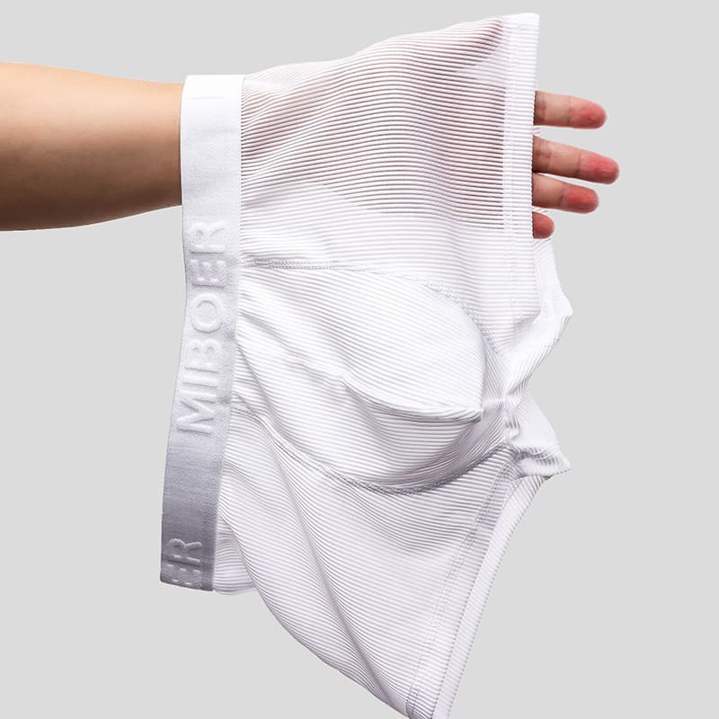 Men's Underwear with a Cool and Breathable Feel, Summer Lightweight Sexy Quick-Dry Solid Color Boxer Briefs