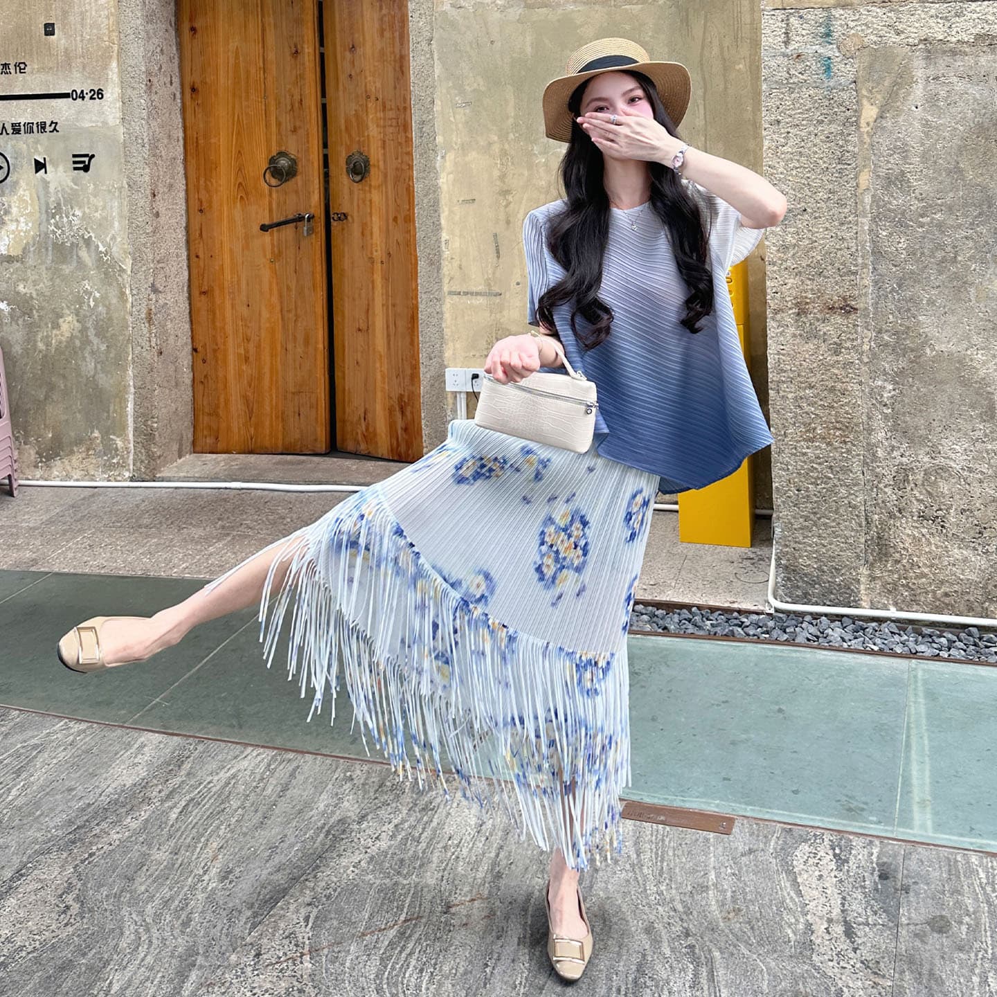 Korean Chic Outfit Set: Miyake Summer Slim-Fit Gradient Short-Sleeve Top with Fringe Skirt Pleated Suit