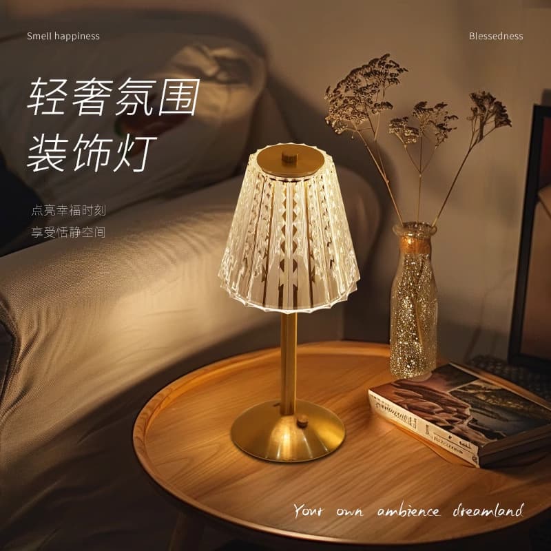 Advanced Sense Table Lamp Bedroom Bedside Lamp Light Luxury Master Bedside Table Lamp Charging Nightlight Crystal Retro Atmosphere Lamp