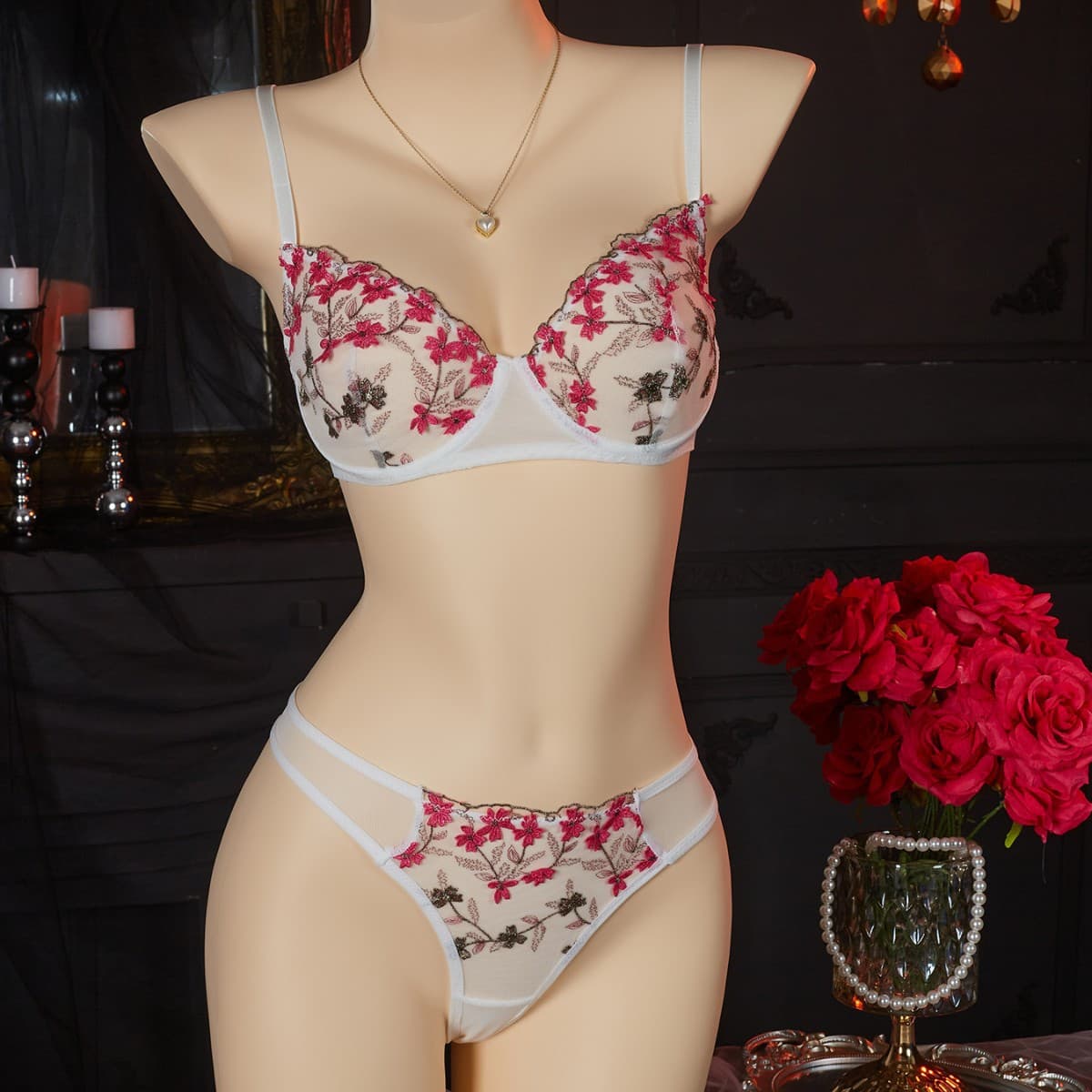 2025 Hot Selling Export Lace Mesh Sexy Comfortable Simple Elegant Lingerie Set Ultra-Thin Sexy Underwear