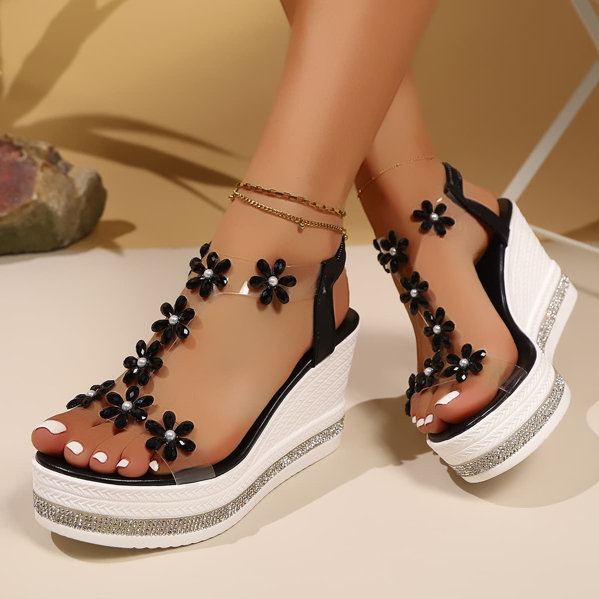 Cross-Border Thick-Soled Sandals for Women 2026 Summer New Large Size Fashion Wedge Flower Rhinestone Fairy Beach Shoes