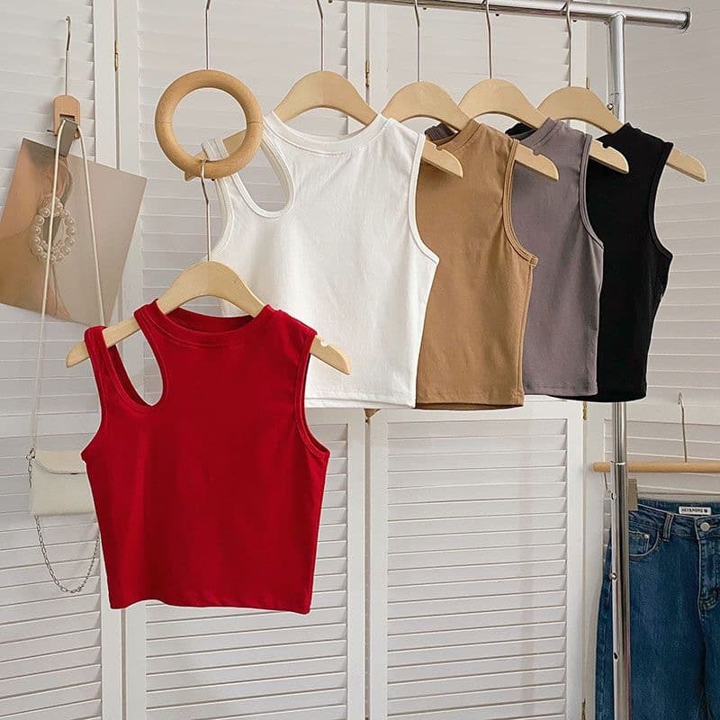 Trendy Women's Off-The-Shoulder Vest 24 New Summer Unique Hole Slims Cotton Base Top Versatile Pure Color Smooths Your Silhouette