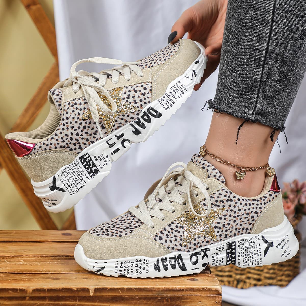 Jinjiang Cold-Adhesive Shoes Are a Cross-Border Hit on Amazon, Exclusively for Leopard Print Fashion Casual Sports Shoes, Breathable Thick-Soled Trendy Shoes for Women