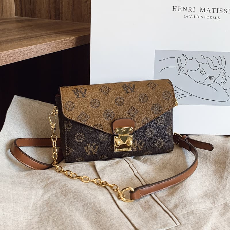 Donkey Family 2026 Spring New Monogram Crossbody Bag, High-End Fashion Envelope Bag with Chain Strap, Shoulder Bag for Women, Light Luxury