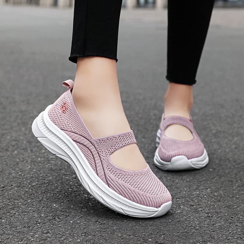New Versatile Women's Walking Shoes Summer Breathable Lightweight Casual Shoes Soft Sole Non-Slip Fitness Shoes for Square Dancing and Walking