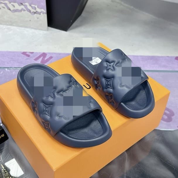 Summer casual slip-on slippers for couples, home indoor bathing, light slippers for men to wear outside