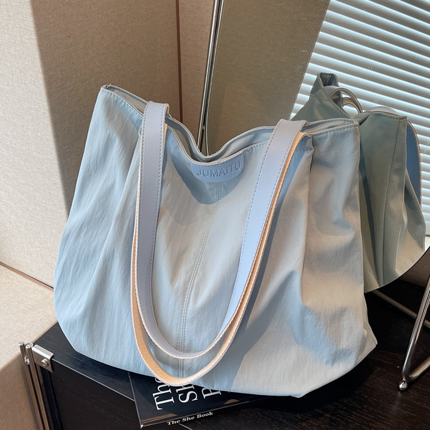 Casual Large Capacity Bag for Women Summer Lightweight Shoulder Bag Minimalist Versatile Canvas Tote Bag College Student Commuter Bag