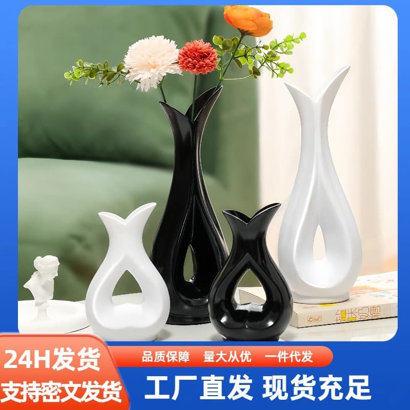 Cross-border Foreign Trade French Vintage Vase, Ceramic Embossed Mini Vase, INS Style Bedroom Hydroponic Flower Arrangement