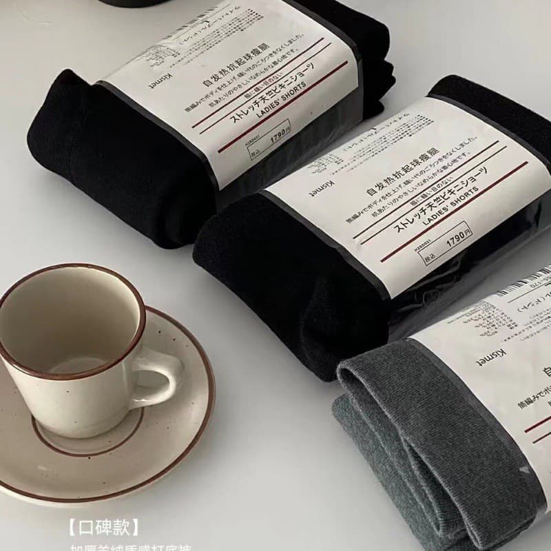 Japan MUJI 2023 New Autumn/Winter Fleece-Lined Thick Ribbed Cotton Pants for Women, Striped One-Piece Pants