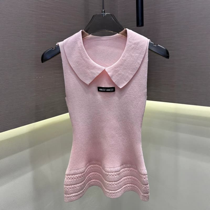 2026 Summer New Trendy Brand Knitted M Letter Turn-Collar Sleeveless Vest Slimming Versatile Women's Top
