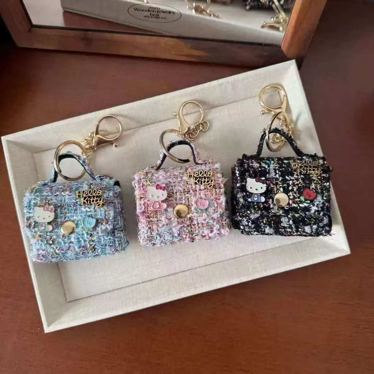 New retro leopard print cat headphone bag pendant fashionable hot girl keychain pendant temperament creative jewelry