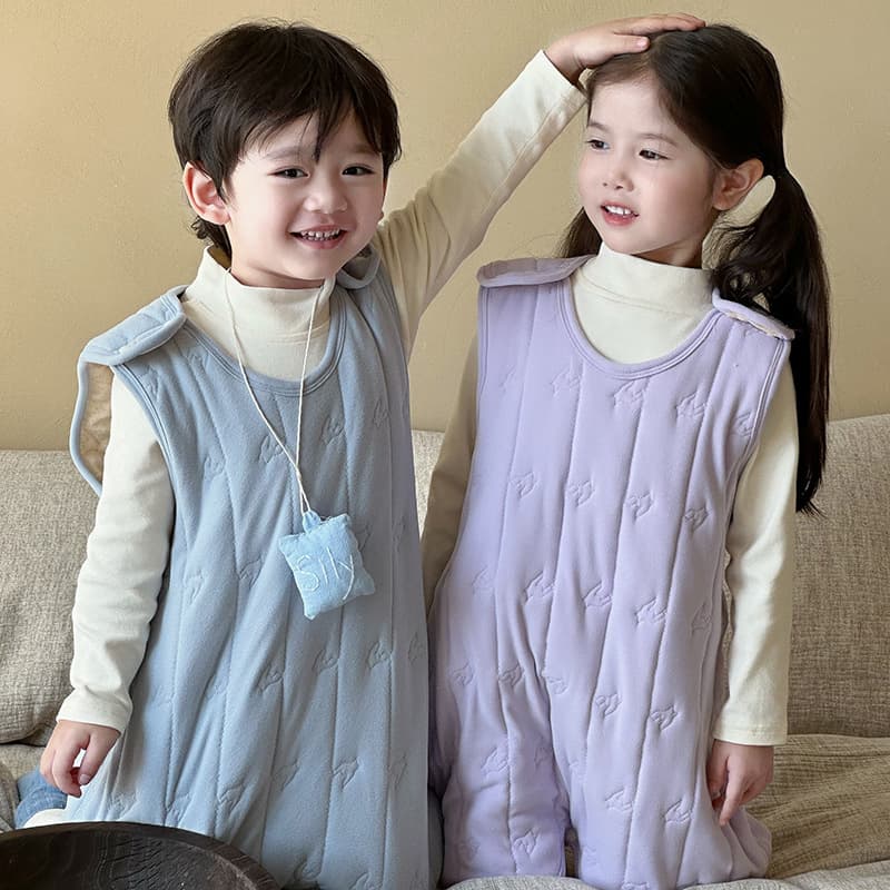 Children's Quilted Sleeping Bag Thickened Autumn/Winter Boys Girls Baby Home Crawling Suit Warm Wool Silk One-Piece Pajamas Boneless