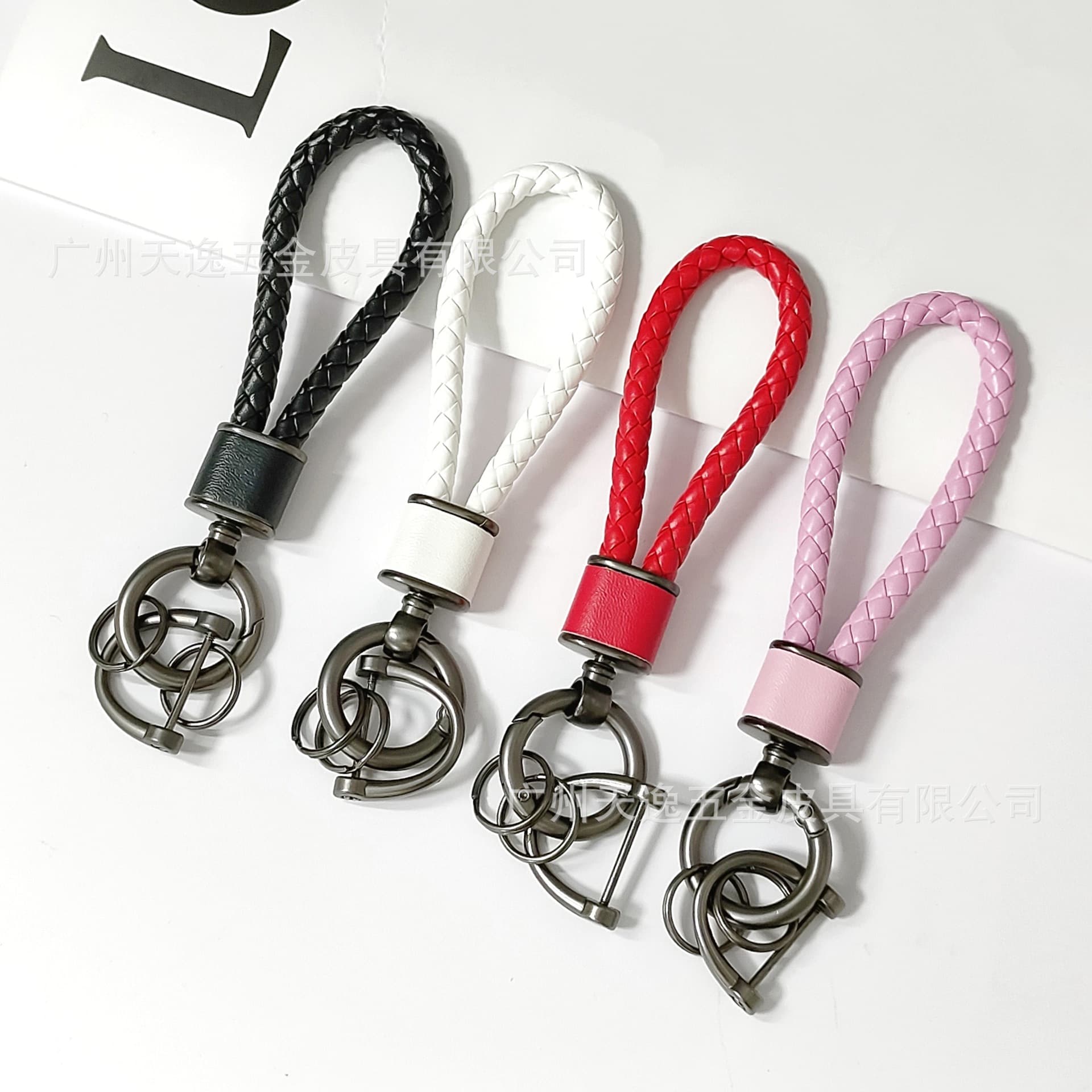 New Cute Style Internet Celebrity Handmade Braided Rope Car Keychain Pendant Couple Key Chain Ring Accessories Bag Hanging Ornaments