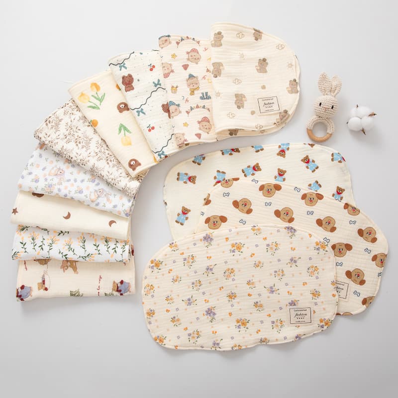 Baby pure cotton eight-layer gauze pillow piece baby newborn child cloud pillow soft and comfortable flat pillow towel anti-vomiting milk replacement