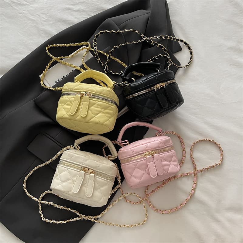 Chanel-style Diamond Quilted Handbag for Women 2026 New Mini Box Bag French-Style Single Shoulder Crossbody Chain Small Square Bag