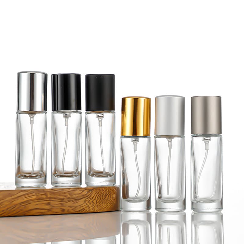Simple transparent glass perfume bottle 10ml short sample perfume bottle portable press fine spray bottle empty bottle