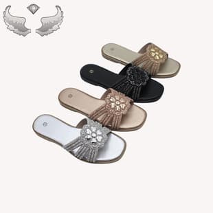 Export Stock Flat Slippers Women Light Luxury Rhinestone Summer Outdoor Non-Slip Slippers Ladies Slippers