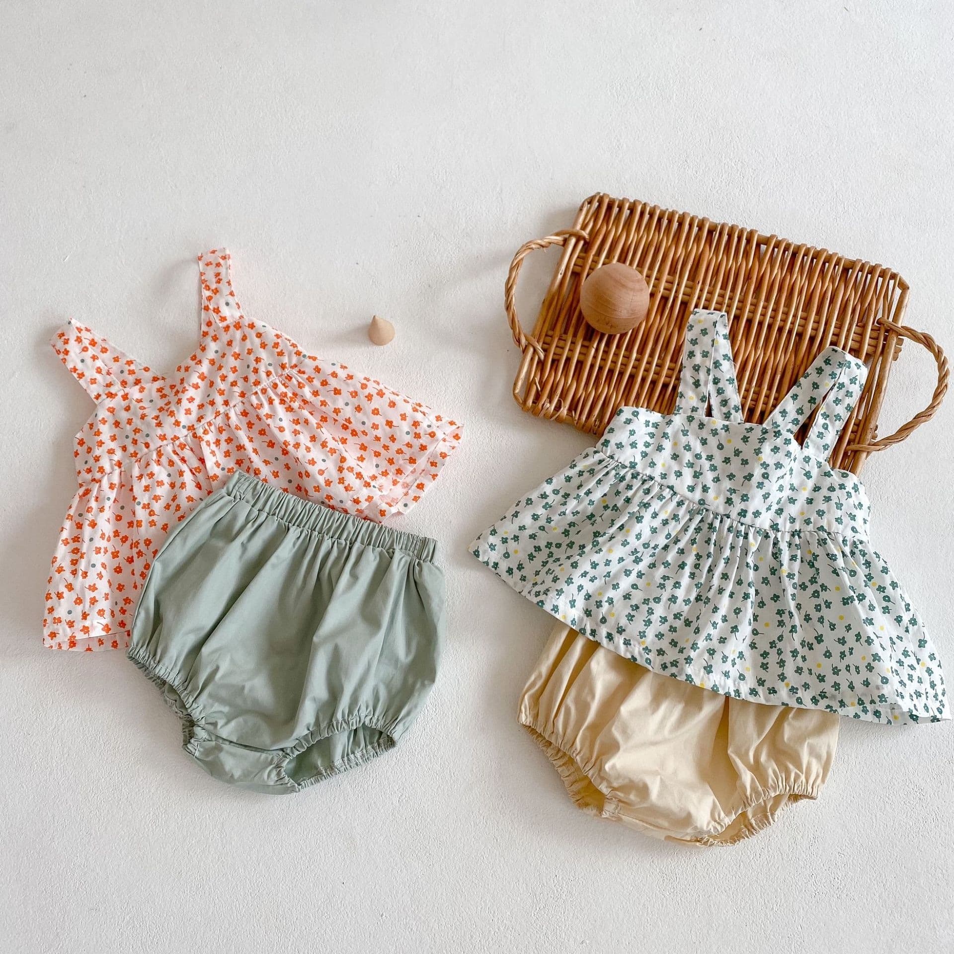 ins2026 Summer Baby Toddler Girls Little Floral Cami Top + Pants Set Girls Two-Piece Set