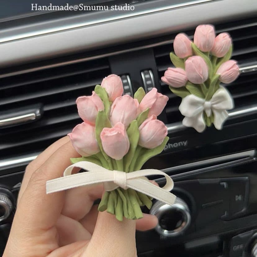 Perfume Air Vent Flower Car Diffuser Hanging Tulip Light Scent Aroma Diffuser Stone Ornament Decoration