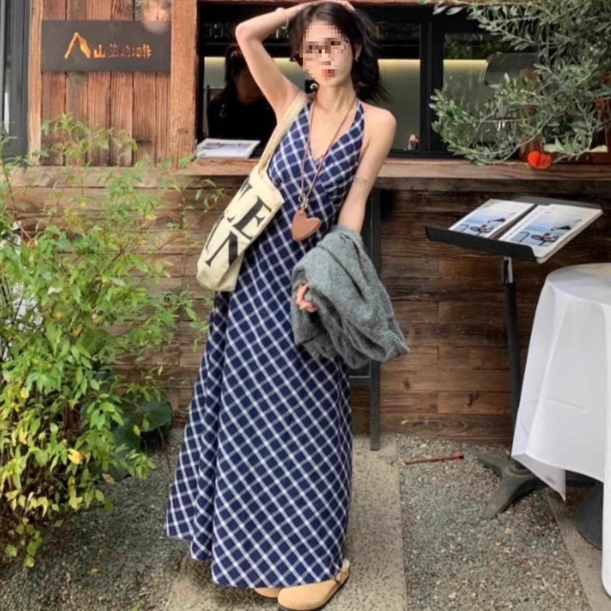 [With Embroidery] New style halterneck suspender dress for women, autumn and winter plaid inner long skirt, high-end wear set