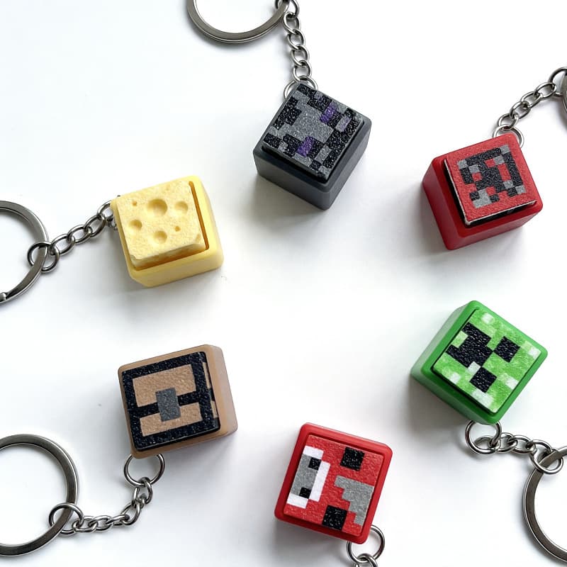 Minecraft 3D printing Minecraft pixel block keychain pendant press and unzip toy accessories