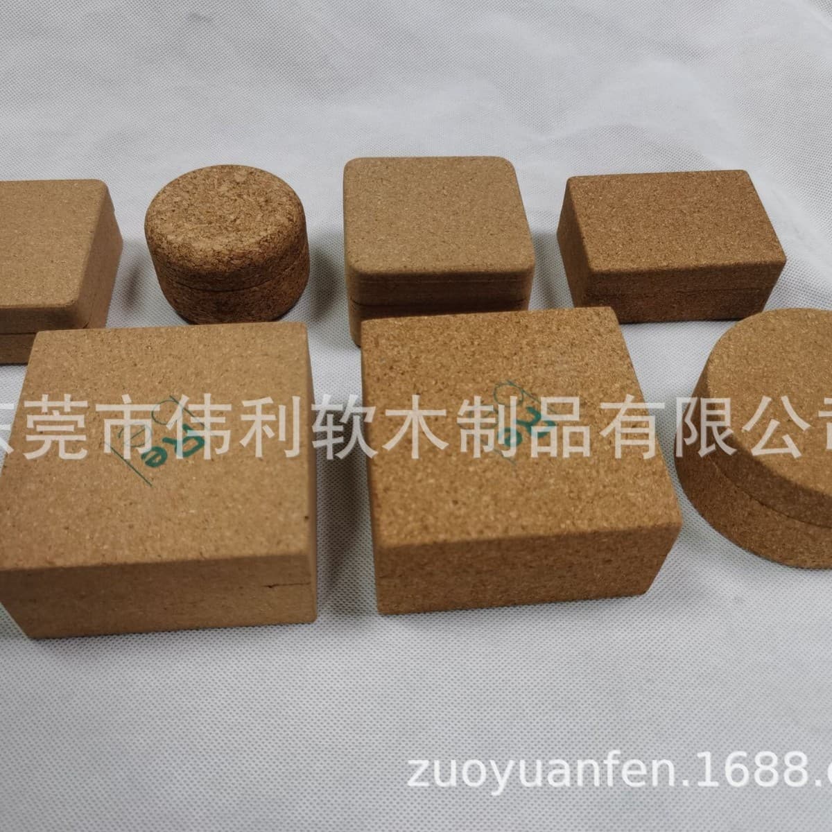 Environmentally friendly new material cork box, biodegradable packaging box, jewelry box, jewelry box shaped according to customer requirements