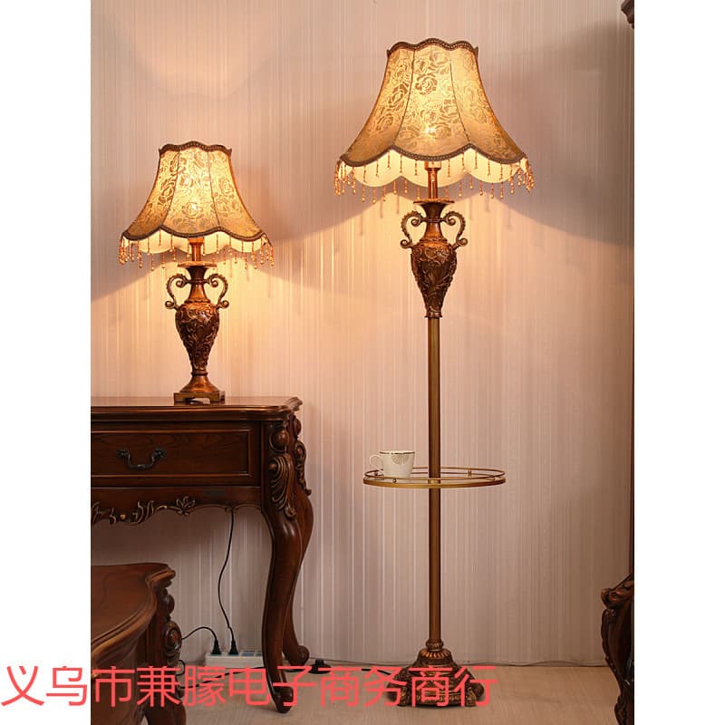 A8L European Floor Lamp, American Vintage Home Living Room Sofa Coffee Table Lamp, Standing Lamp Bedroom Nightstand Tall Leg
