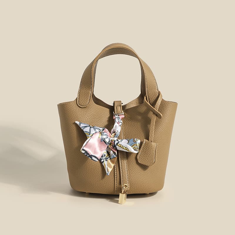 2023 New Fashion Women's Bag Pebble Grain Casual Handheld Bucket Bag Solid Color Basket Bag with Scarf Charm Handbag