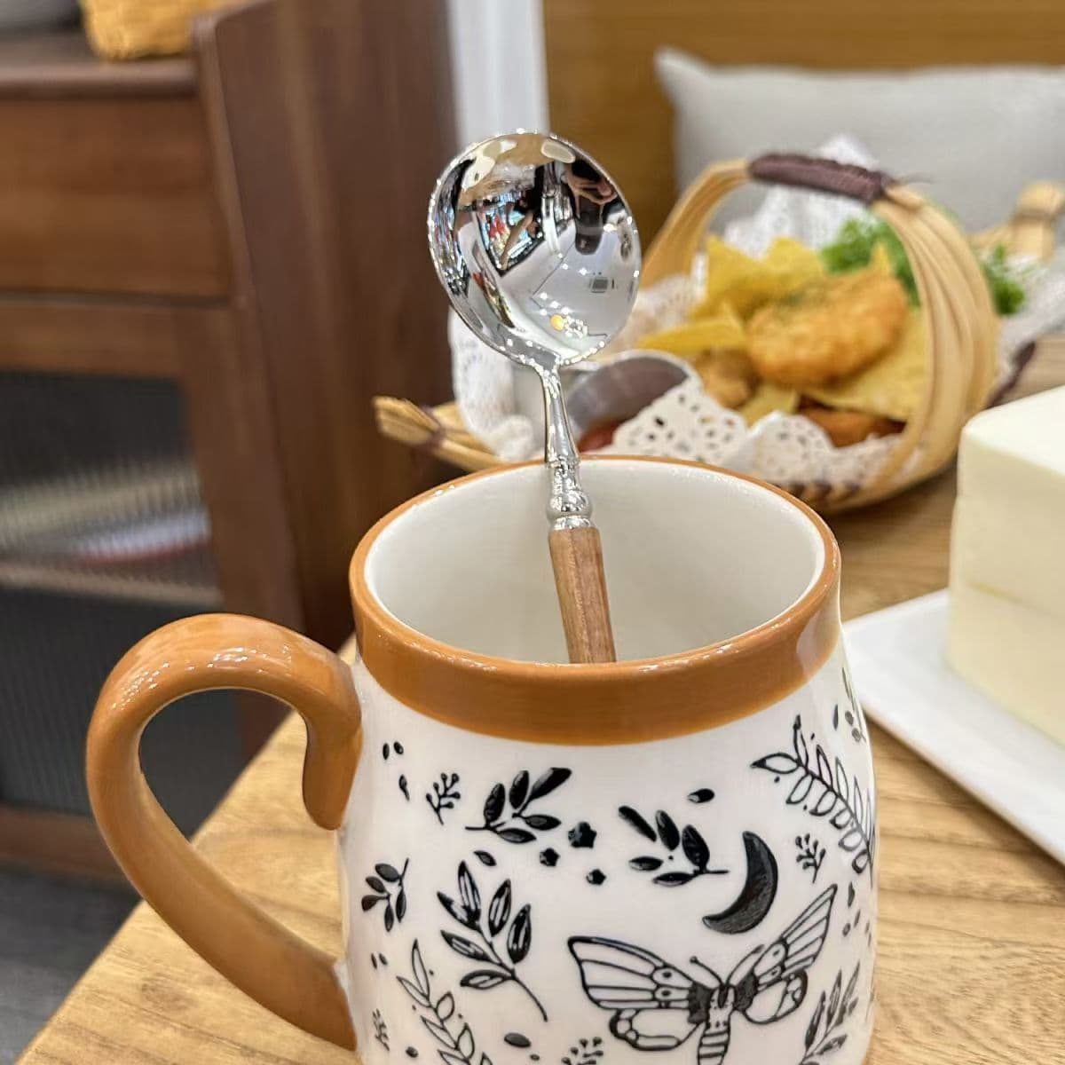 Rosewood-Style Round Spoon, Stainless Steel Long Handle, Round Head Spoon for Household, Rice, Soup, and Dessert