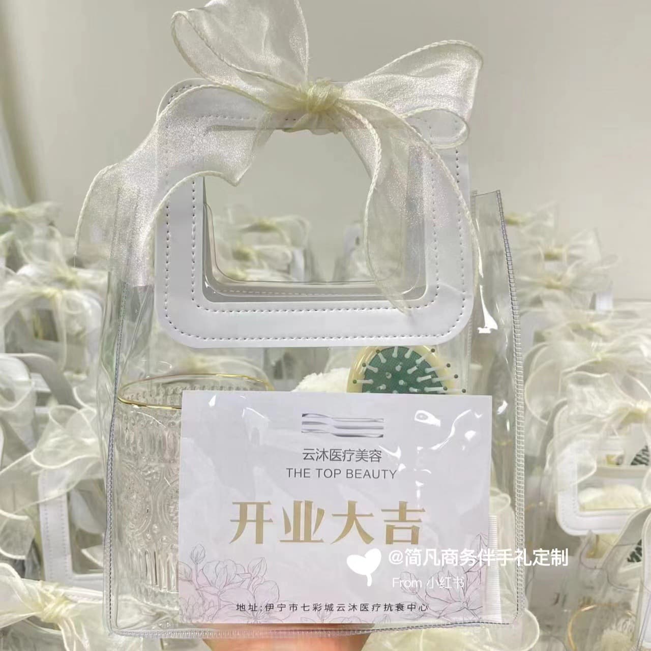 Transparent PVC handbags, gift bags, birthday gifts, gift bags, thickened plastic packaging bags, wholesale in stock