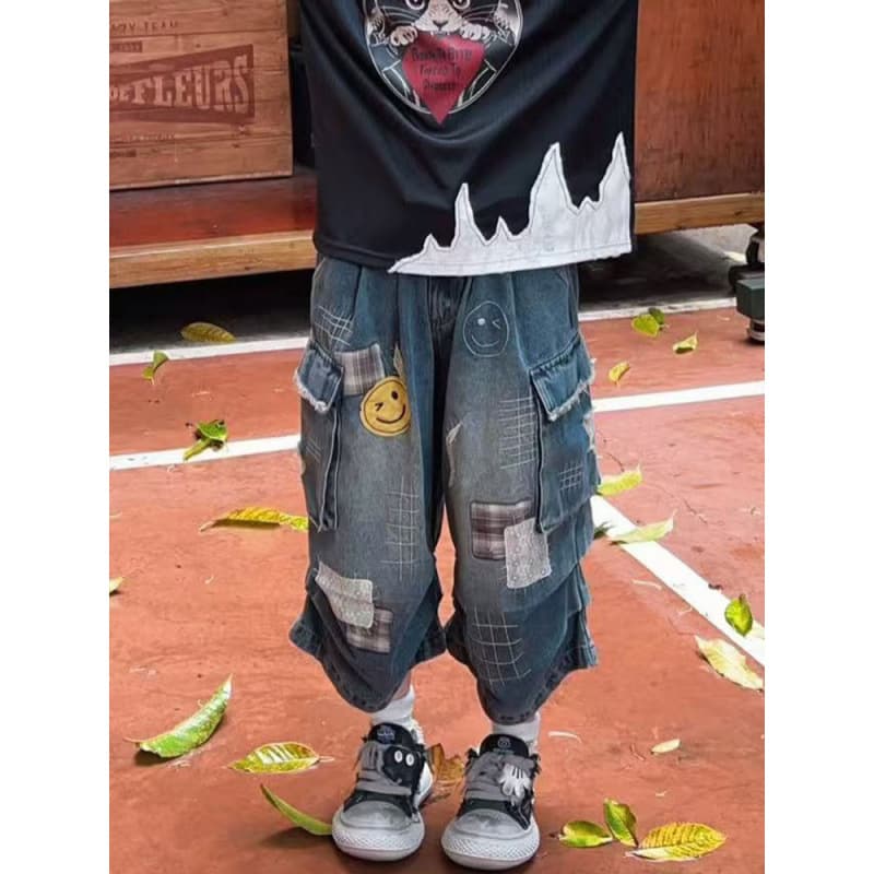 American retro smiley face patch pocket cargo pants women's summer new style pleated wide-leg denim shorts