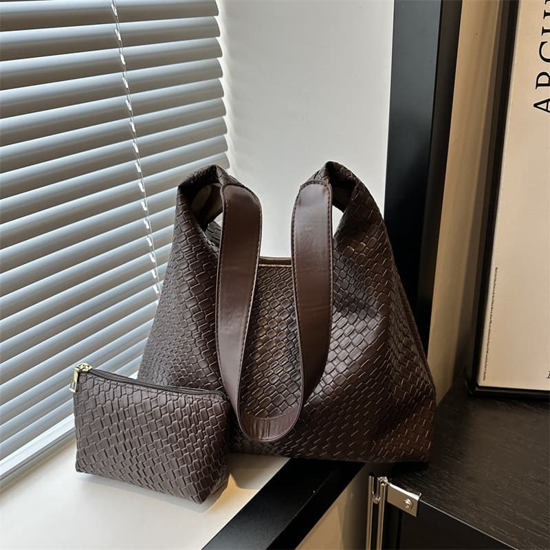 Large Capacity Woven Pattern Mother-Child Bag Women 2024 Early Autumn New Fashion Versatile Shoulder Bag Textured Commuter Tote Bag