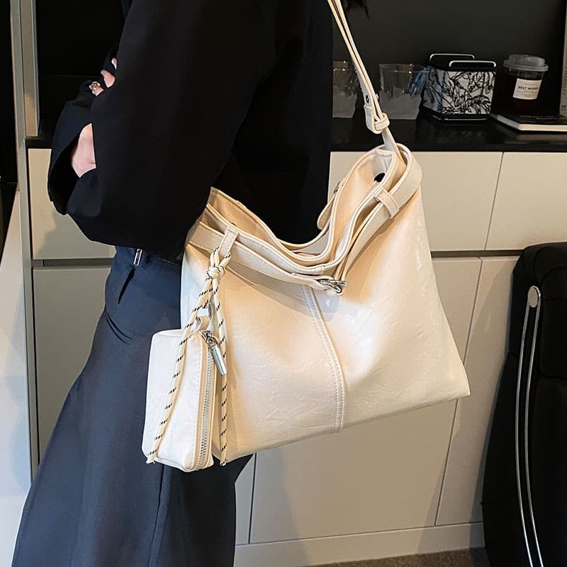 Women's Fashion Casual Tote Bag, Winter New Korean Style Large Capacity Work Commute Shoulder Bag Premium Texture