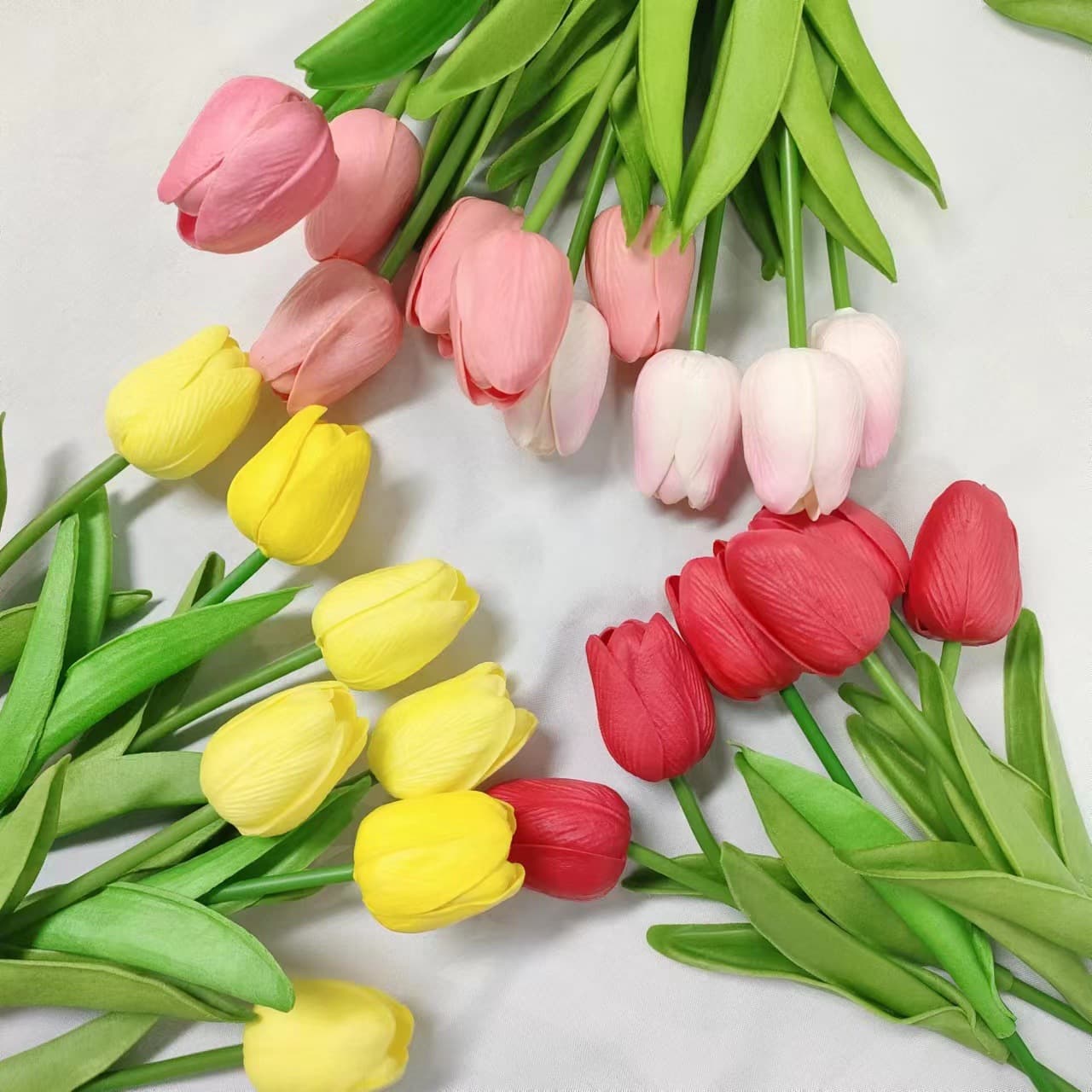 Nordic Fresh Fake Flowers Artificial Tulip Bouquet for Living Room Soft Rubber Decorative Ornaments
