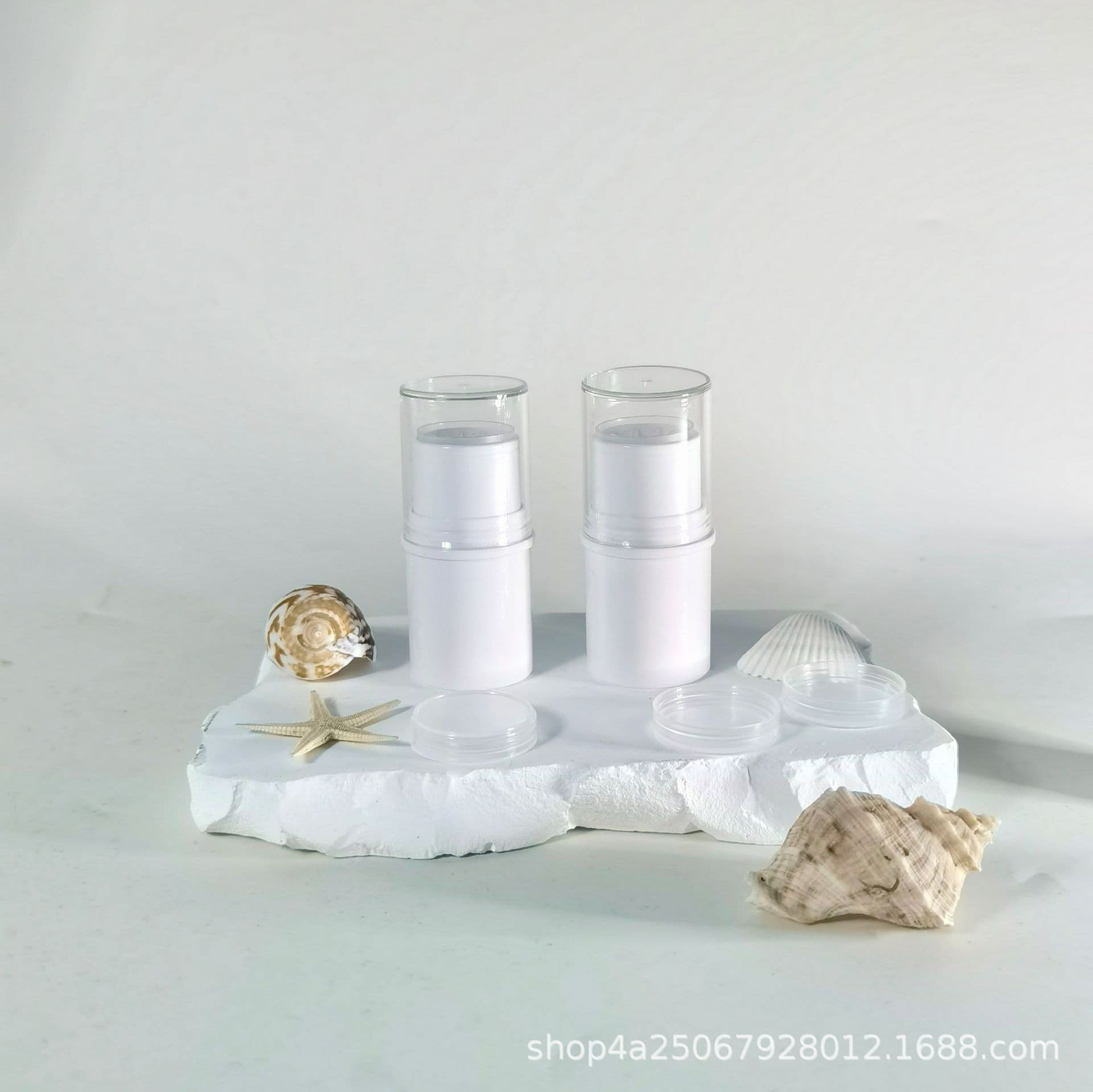 Factory in-stock supply 4g 6g direct-fill deodorant stick tubes lipstick tubes mugwort mint balm empty tubes concealer stick
