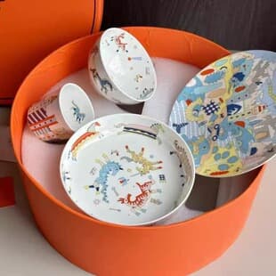 European Castle Kids Tableware 4-Piece Set, Bone China Coffee Cup Saucer Water Mug Mug Light Luxury Bowl Spoon Gift Box