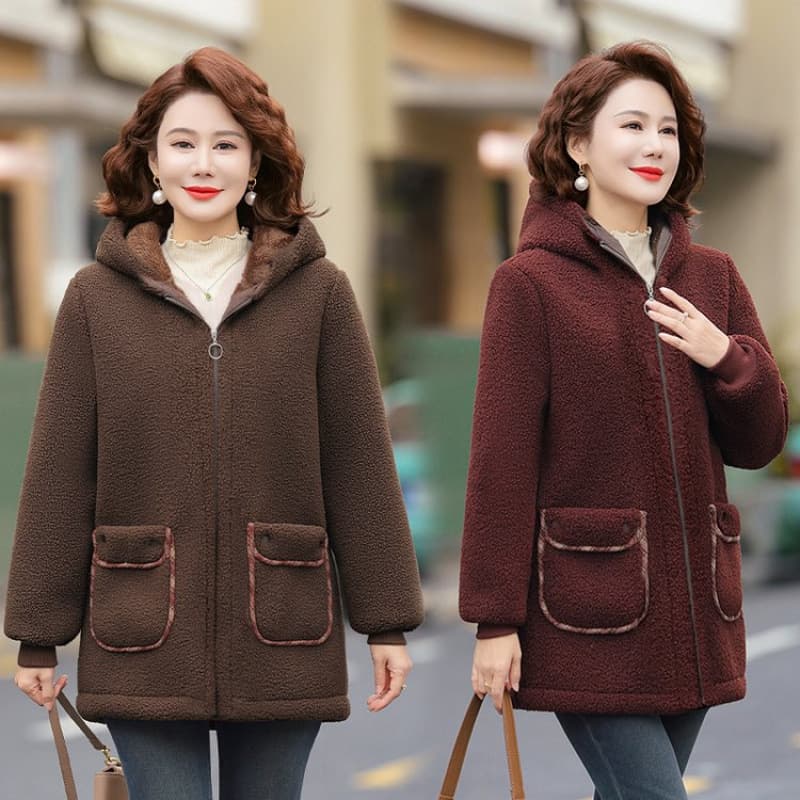 Add fertilizer and enlarge the body 200 pounds for mother's winter clothing granular velvet jacket new style cotton jacket middle-aged and elderly large size lamb velvet