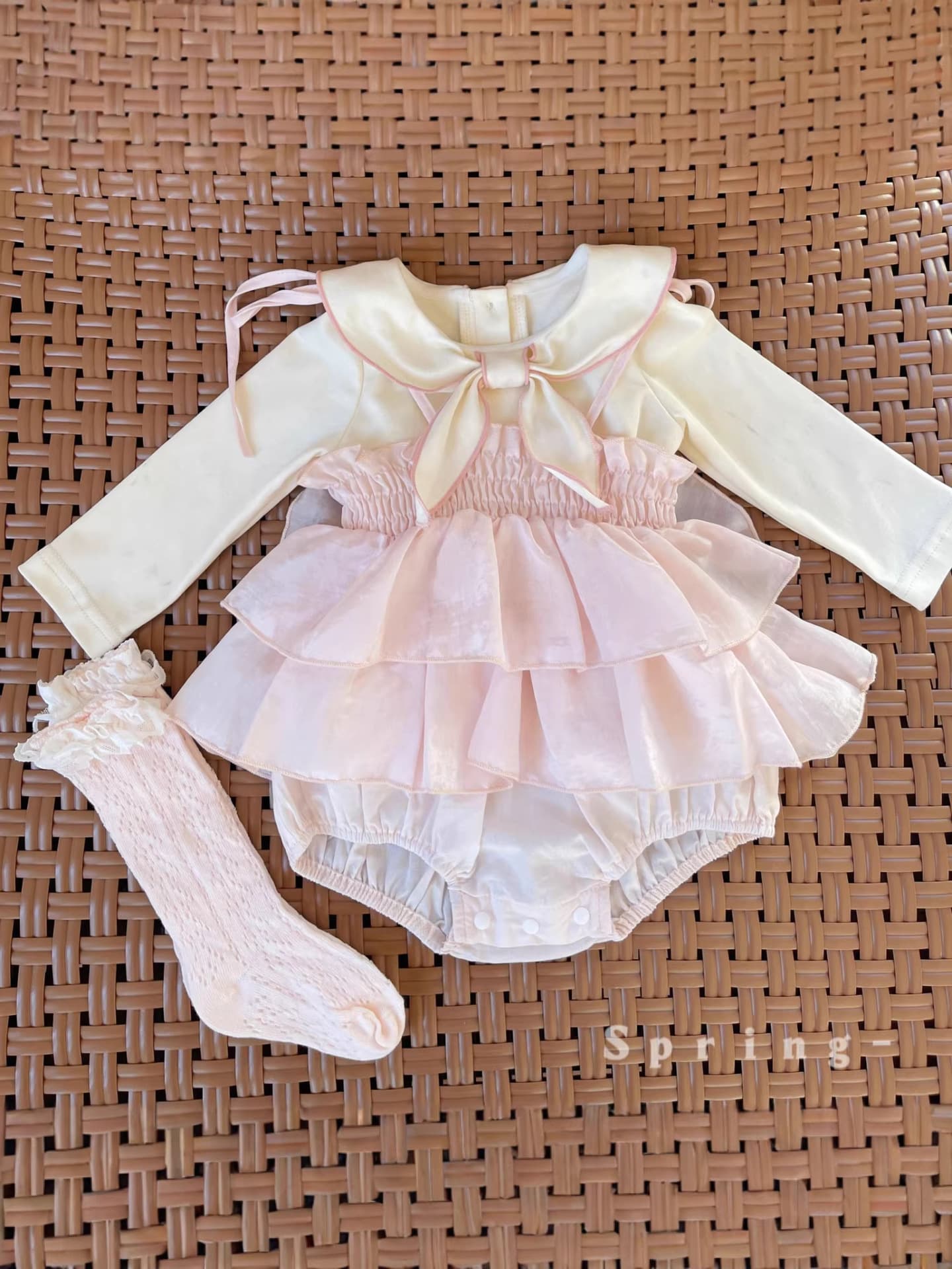 26 spring and summer Korean version of new infant and children's clothing solid color versatile suspender skirt baby girl's 100-day banquet overalls