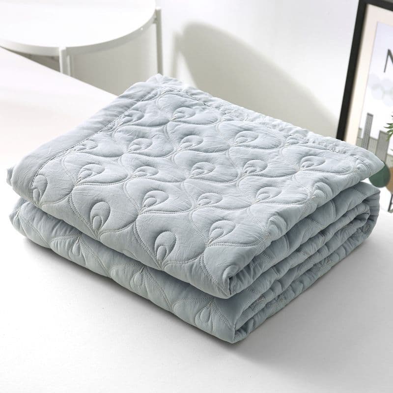 Air conditioning quilt quilt core thin quilt single 1.5 meters silk quilt summer quilt summer cool quilt double quilt