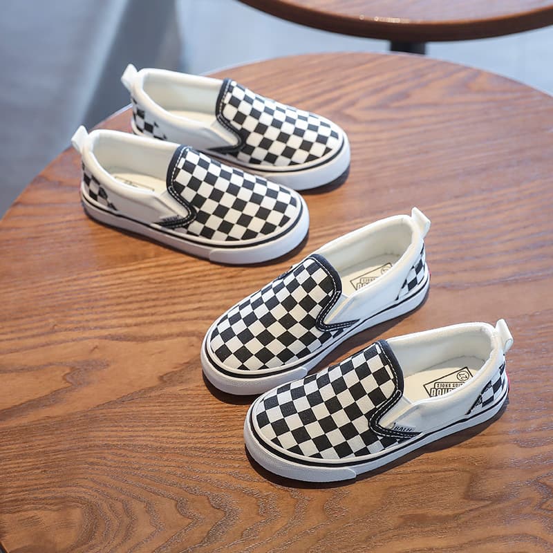 Slip-on Children's Canvas Shoes 2025 Winter New Small/Medium/Large Kids Sneakers Unisex Korean Style Baby Parent-Child Shoes