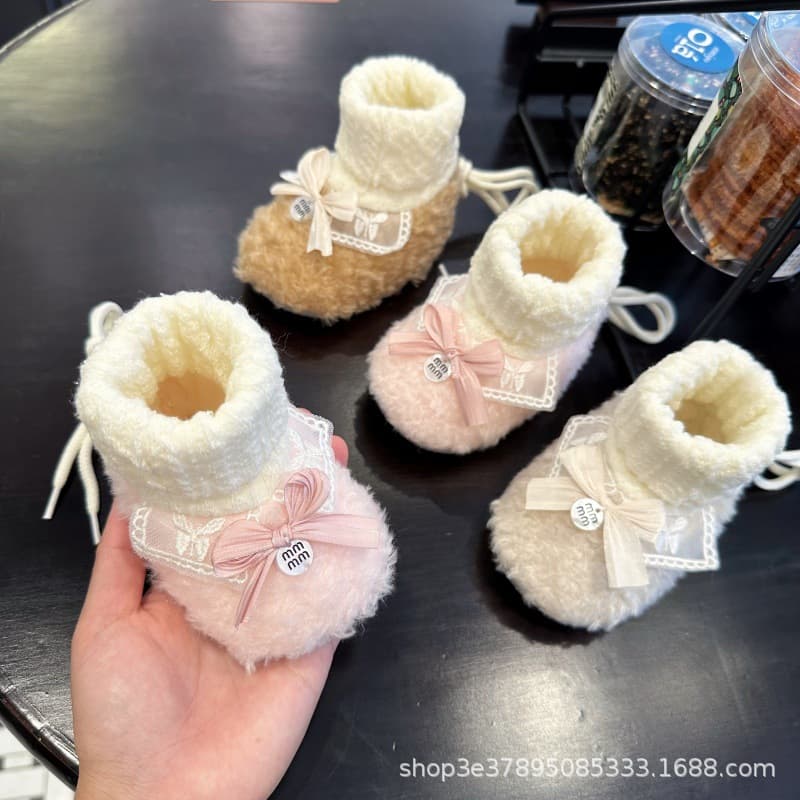 Winter pre-walking shoes for babies aged 0-6-12 months, fleece-lined and warm, casual.
