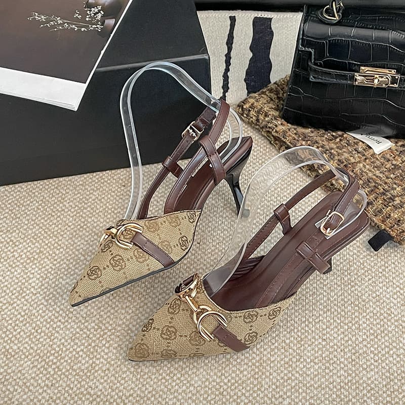 2026 summer new style retro presbyopic pointed toe stiletto sandals for women, horsebit back strap commuting high heels