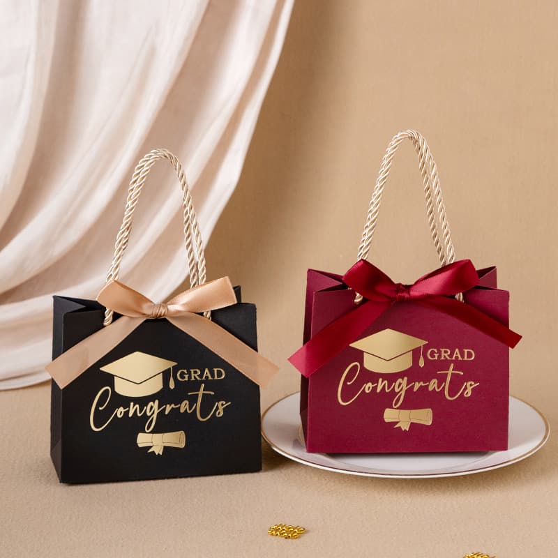 Cross-border Graduation Cap Gift Bag Box Candy Paper Box Bachelor Cap Gold List Title Candy Box Candy Bag