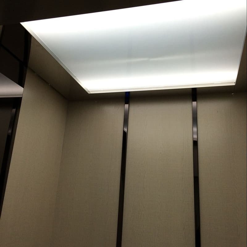 Customized Dongguan freight elevators for large industrial parks, 8, 9, or 10 floors, commercial 10-ton energy-saving freight elevators.