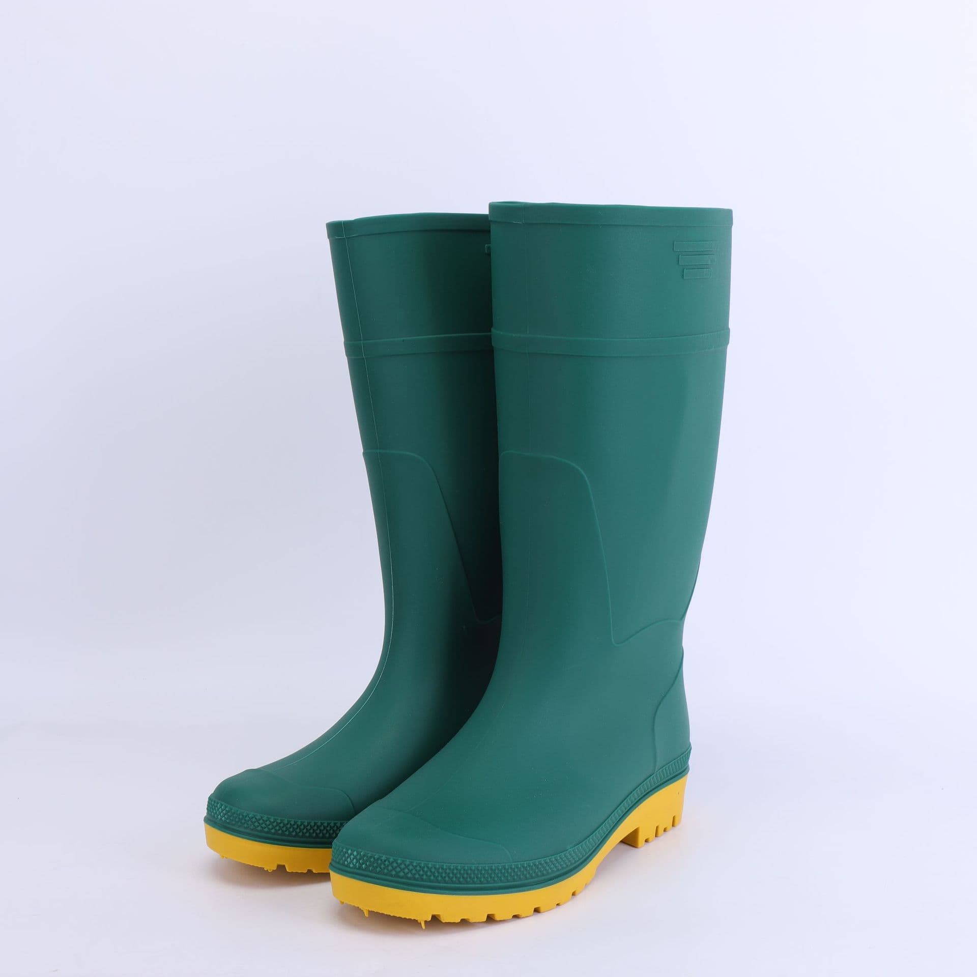 Anti-smash Shoes Corrosion Resistant Protective Shoes Chemical Protective Suit Specific Protective Boots Wear-resistant Acid Resistant Anti-puncture