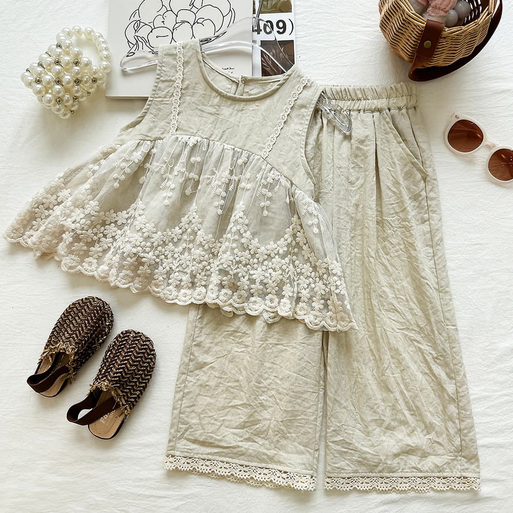 Girls' Heavy-Duty 3D Embroidered Mesh Spliced Vest Set Summer 2026 Elastic Waist Wide-Leg Pants Two-Piece Trendy